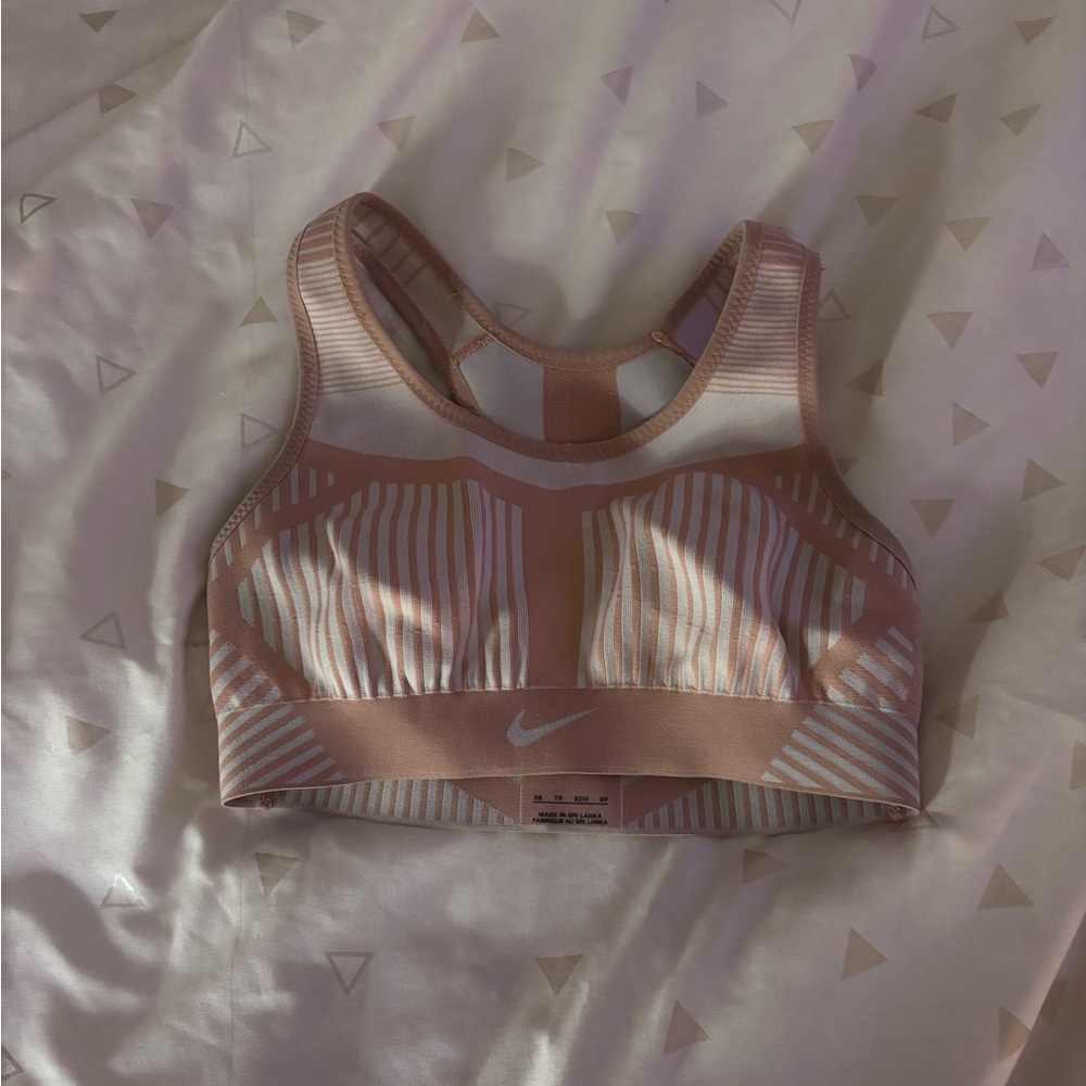 Nike Women's Striped Sports Bra - Pink